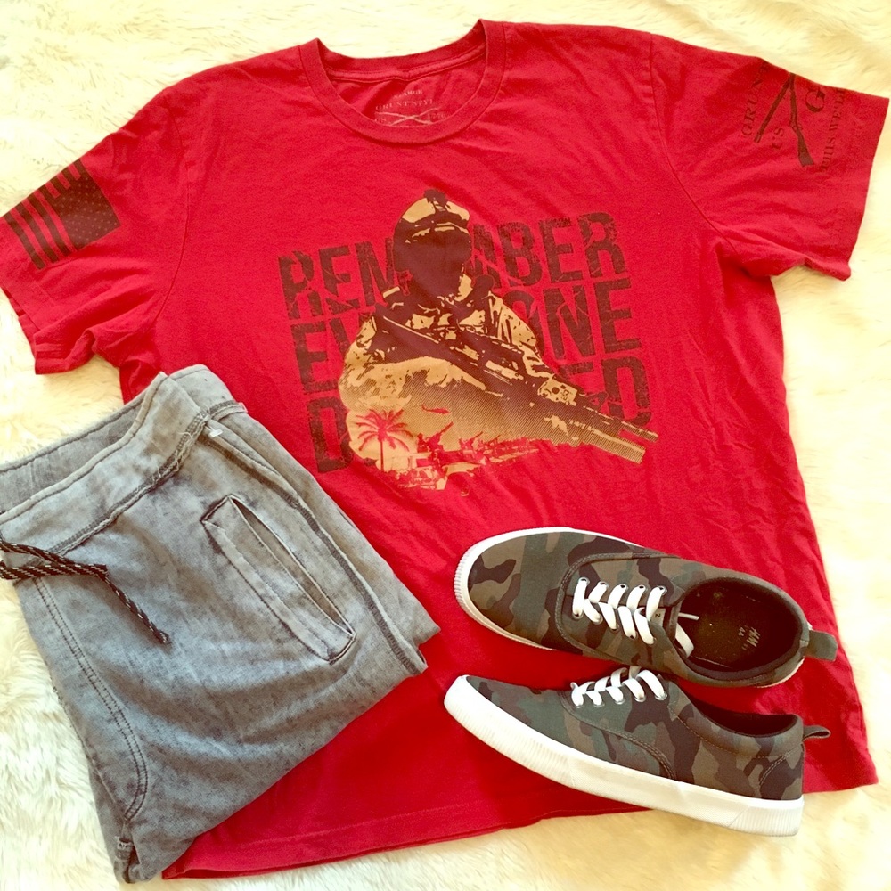 Men’s red grunt style t shirt